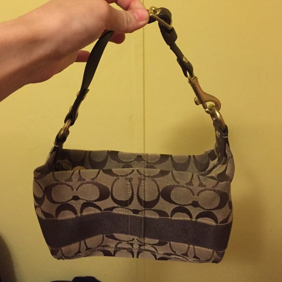 Mini Coach purse with original box & bag!! - Picture 4 of 4