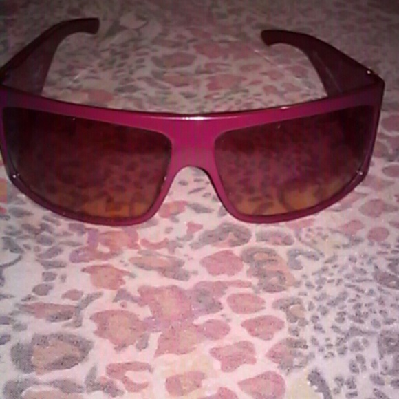 CHRISTIAN DIOR SUNGLASSES