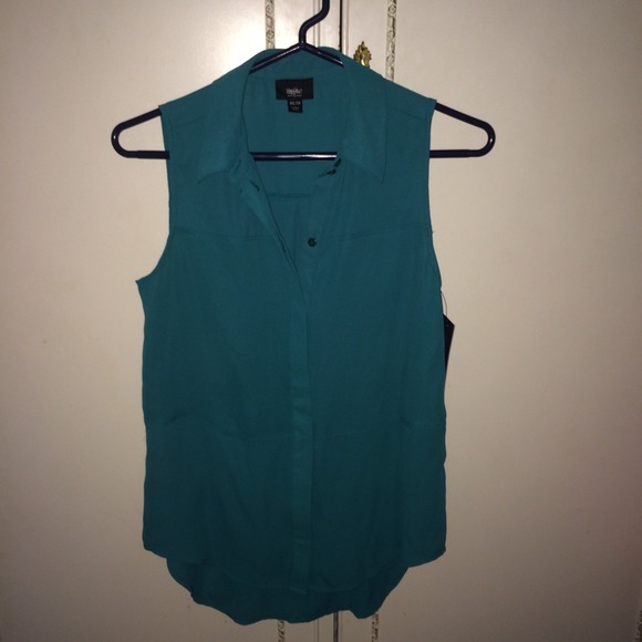 Mossimo green flowy tank