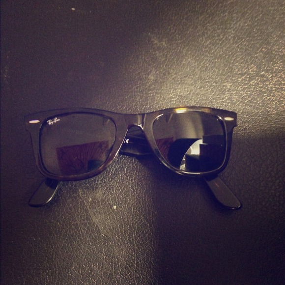 Ray-ban wayfarers