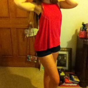 Pink tank top