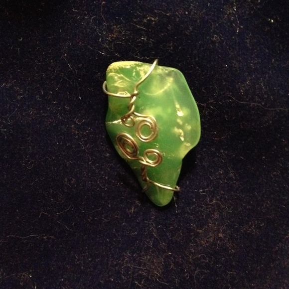 Hand Wrapped Jade - Picture 1 of 1