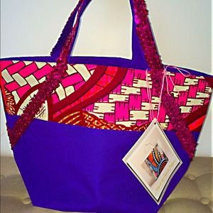 HAND BAG - Brand: tribalbygoldajayne 💟