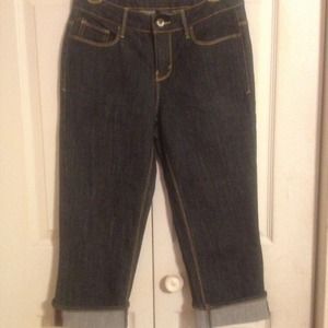 Blue Jean Capri"s very cute very stylish