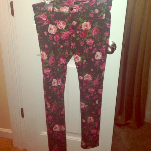Brand new jeggings - Picture 1 of 1