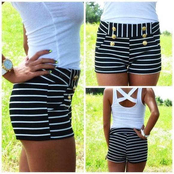 High waisted striped mini shorts! - Picture 1 of 1