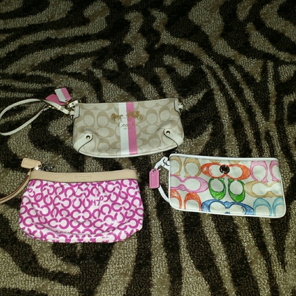 Multi colored wristlets