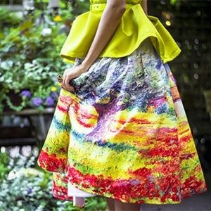 Beautiful retro print midi skirt, NWT