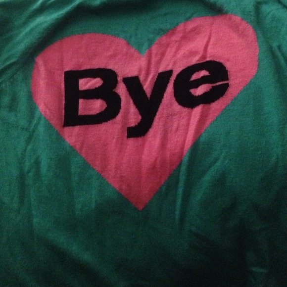 Sweaters - Picture 3 of 4