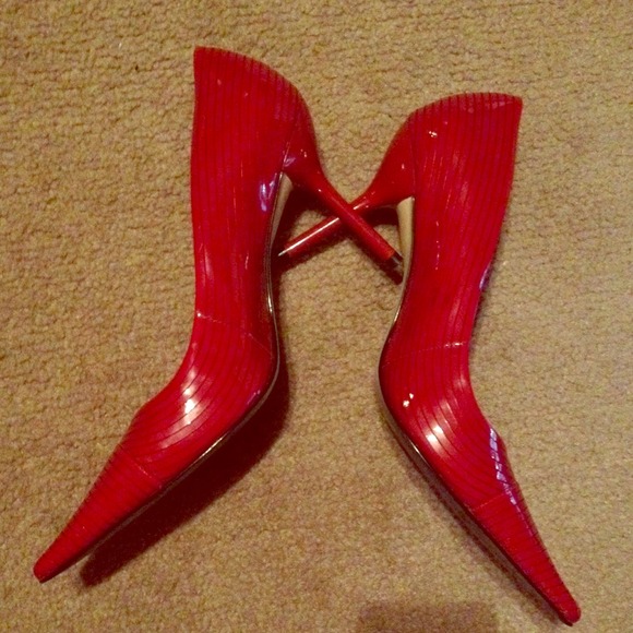 BCBG HEELS
