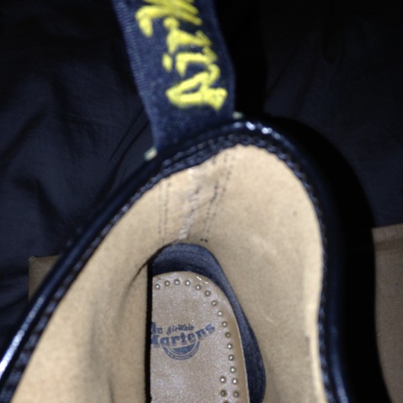 Classic Dr. Marten Boots!! - Picture 3 of 4