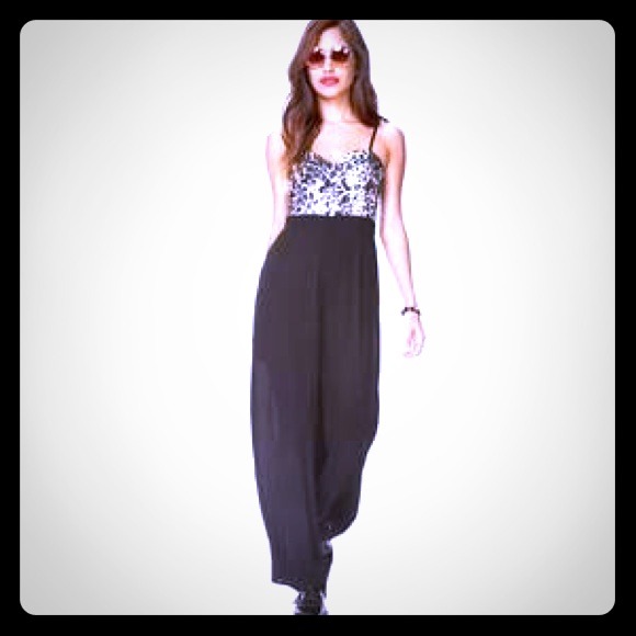 *Forever 21* Jumpsuit Leopard and Black size M