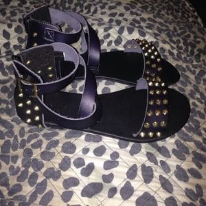 NWOT Torrid Studded Sandals