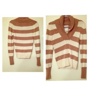 American Eagle V Neck Sweater