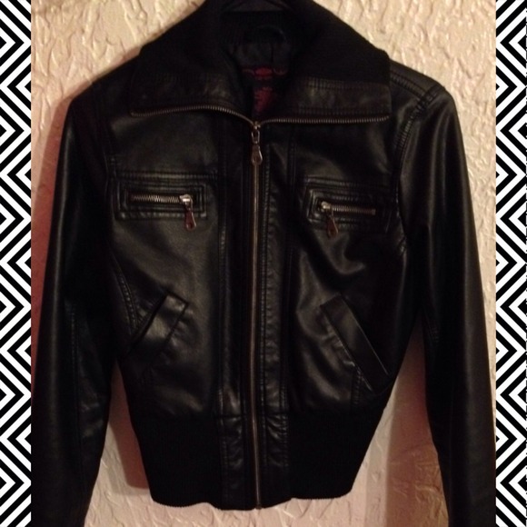 *SOLD IN BUNDLE* - Picture 2 of 3