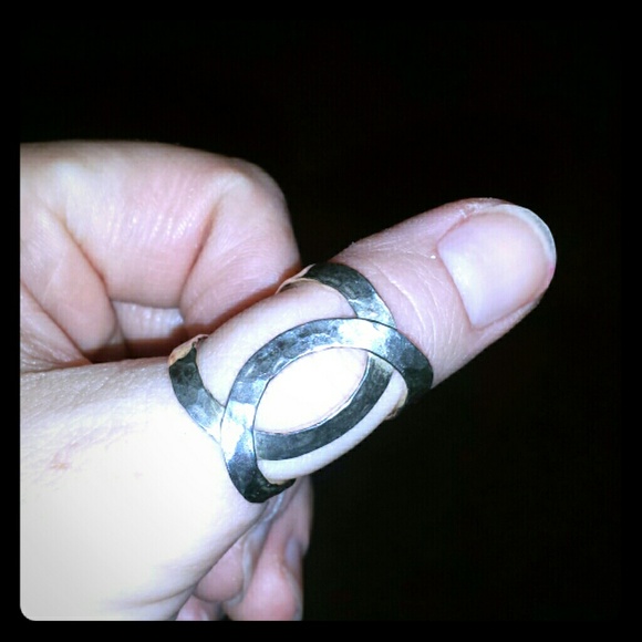🌟🌟 REDUCED Sterling silver thumb ring