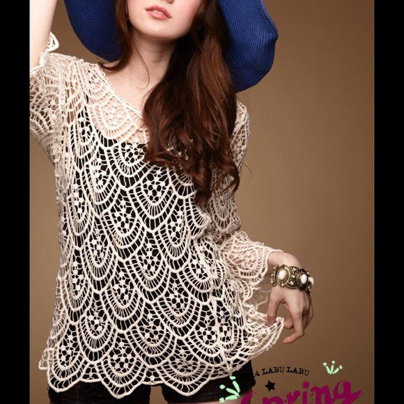 Crochet lace set in sleeves top