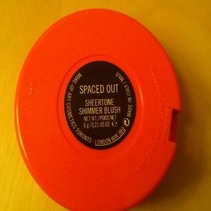 MAC Spaced Out Sheertone Shimmer Blush