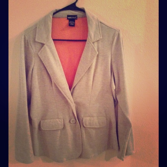 Light Grey Blazer with Salmon color lining. - Picture 1 of 2