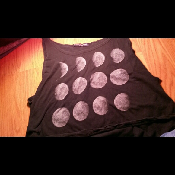 The moon shirt - Picture 1 of 3