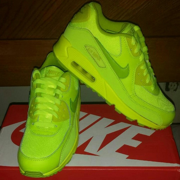 Volt -air max 90s