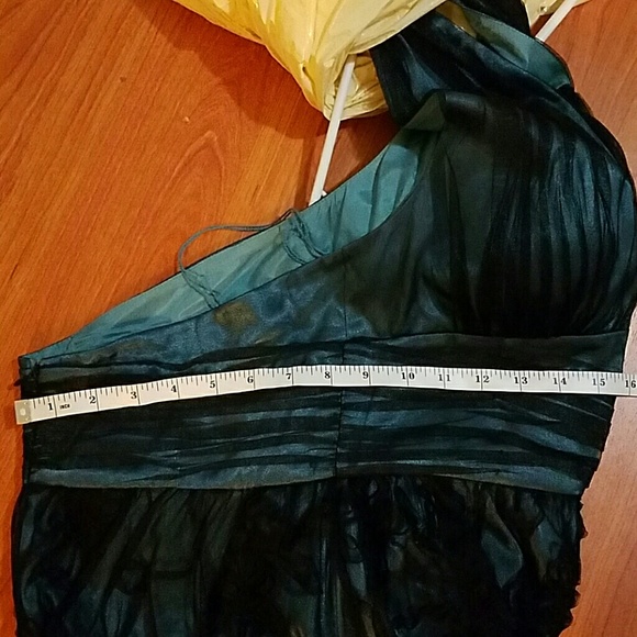 Extras - Picture 3 of 3