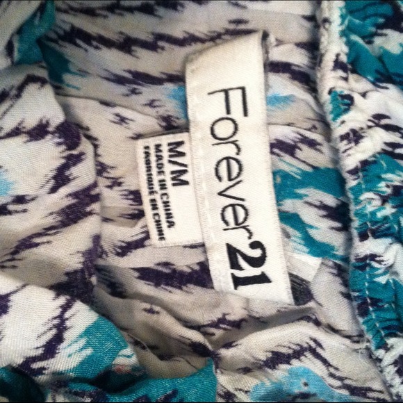 Forever 21 one shoulder pattern top - Picture 3 of 3