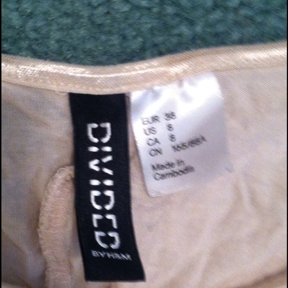 Pale pink, flowy , spaghetti strap top from H&M. - Picture 3 of 3