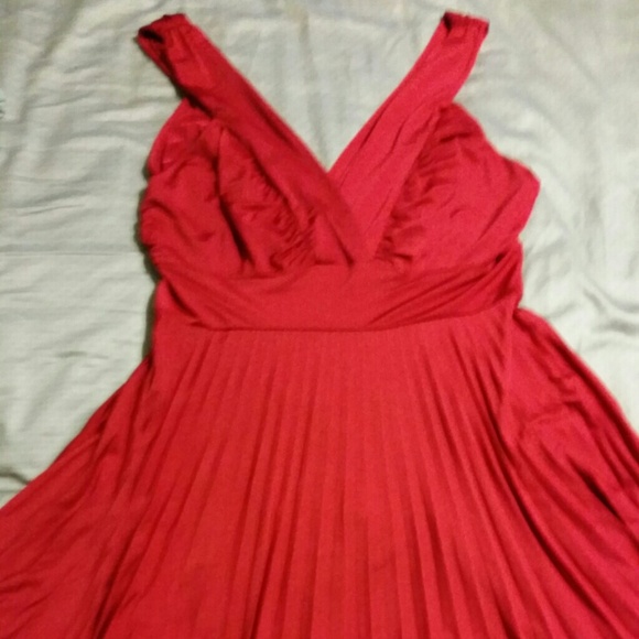 Red dress v neck