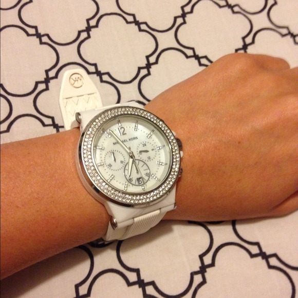 Michael Kors watch - Picture 1 of 3