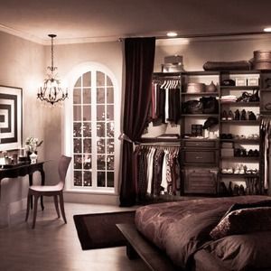 Closet newly re-opened!