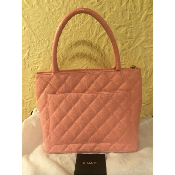 Auth Pink caviar chanel medallion tote. Make offer - Picture 2 of 4