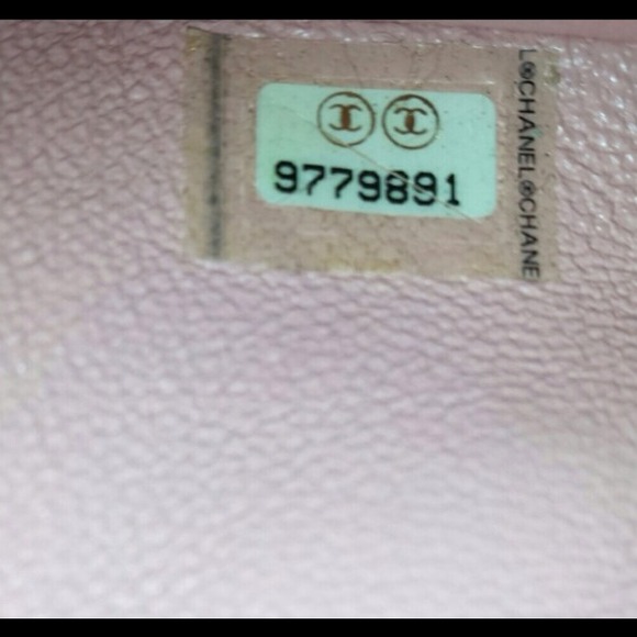 Auth Pink caviar chanel medallion tote. Make offer - Picture 4 of 4