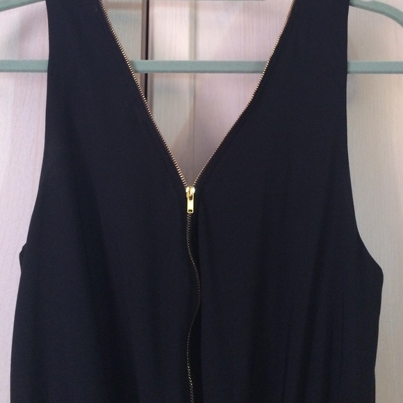 Double Zero Gold Zipper Jumper - Picture 2 of 4