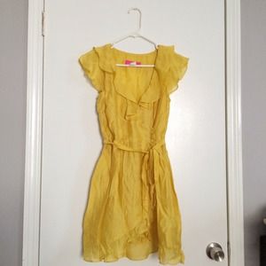 Bundle: Yellow Wrap Dress w/ Lizard Earrings