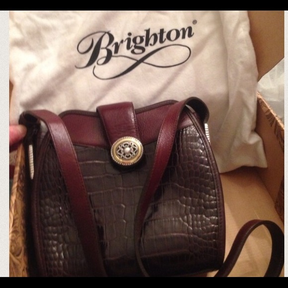 BRIGHTON brown leather purse almost new💝