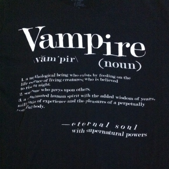 Vampire T shirt - Picture 3 of 3