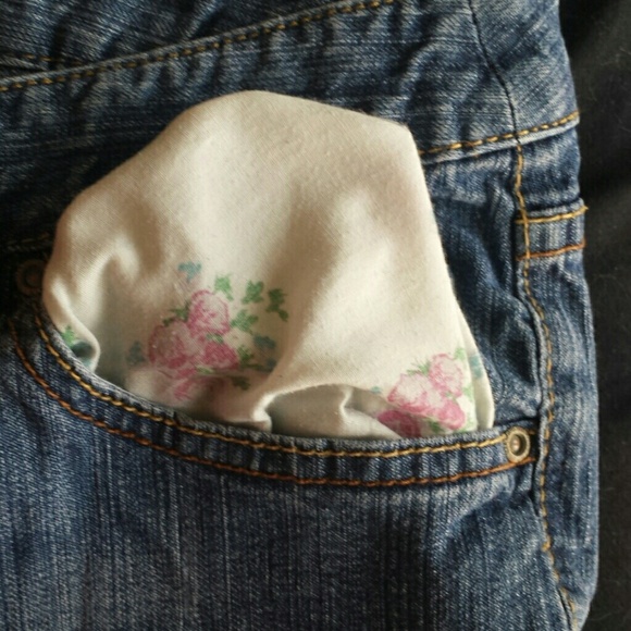 Jeans - Picture 2 of 3