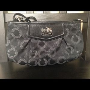 black wristlet