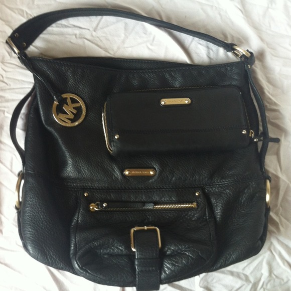 Michael Kors handbag and wallet