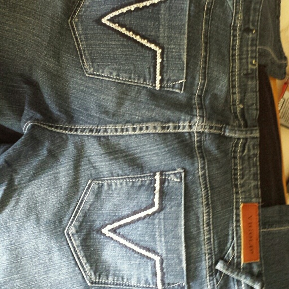 Jeans - Picture 2 of 2