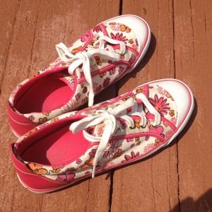 Pink flowery coach shoes !