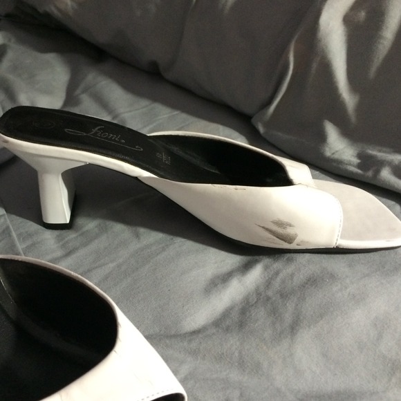 Kitten heels - Picture 2 of 2