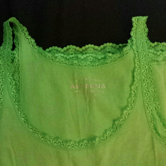 Tank top - Picture 2 of 3