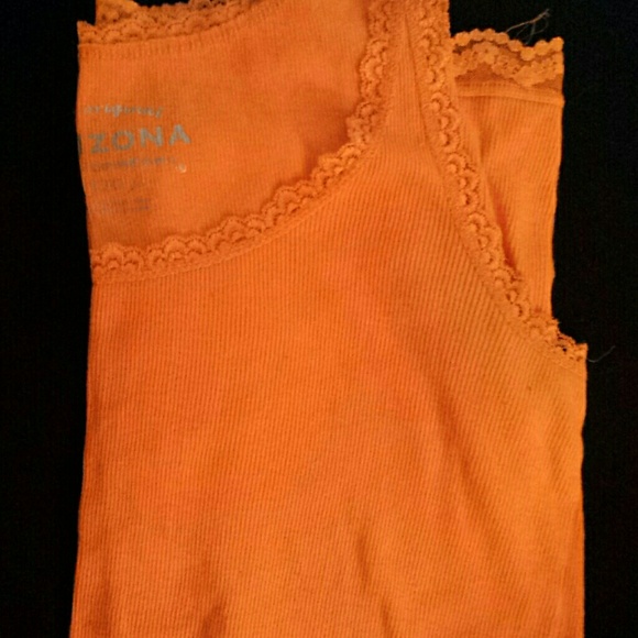 Tank top - Picture 3 of 3