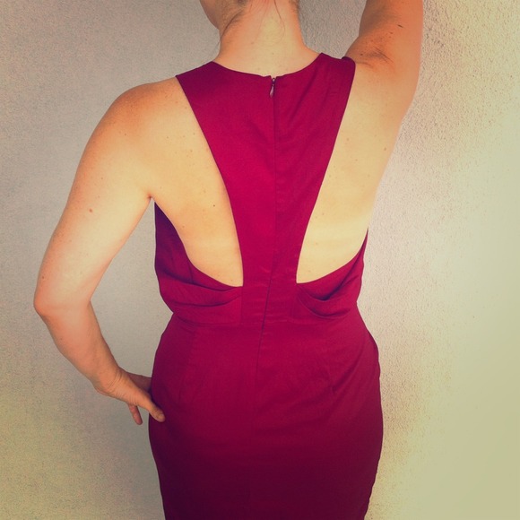 Sexy red cocktail dress!