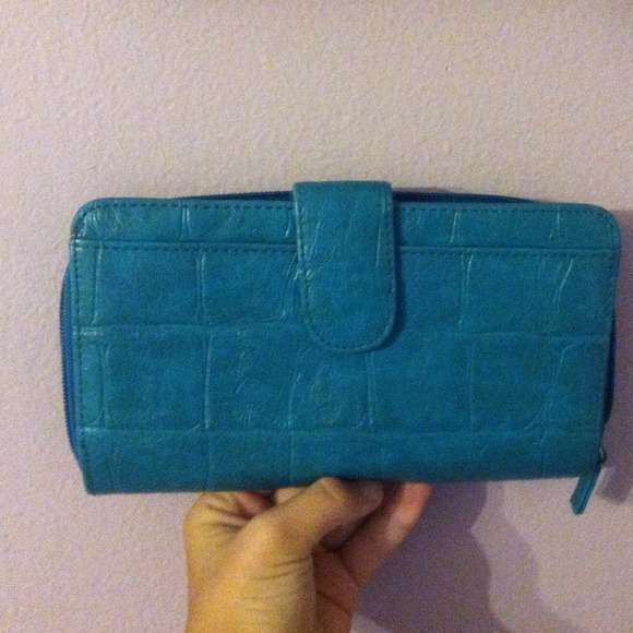 Blue and greenish 3compartment wallet