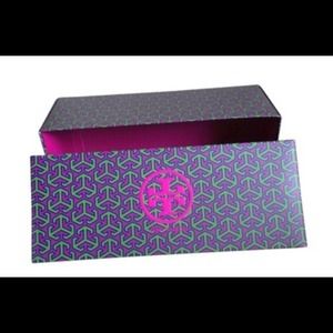 SOLD!!     Tory Burch Box