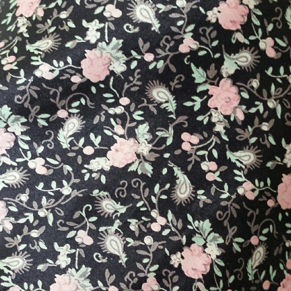 Vintage Floral Boho Top - Picture 2 of 4