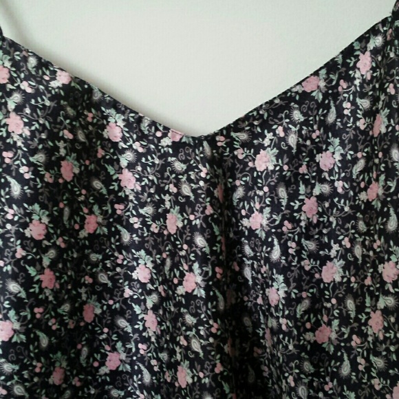 Vintage Floral Boho Top - Picture 3 of 4